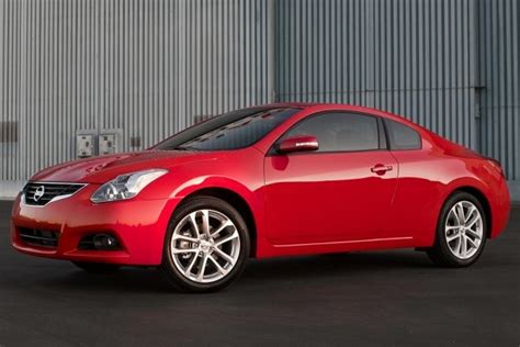 Used 2010 Nissan Altima Coupe Review | Edmunds