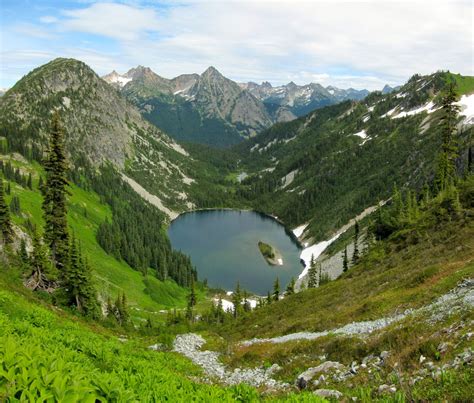 The Majestic Methow on the Okanogan-Wenatchee National Forest - National Forest Foundation