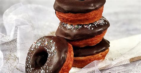 Chocolate Doughnuts · Free Stock Photo