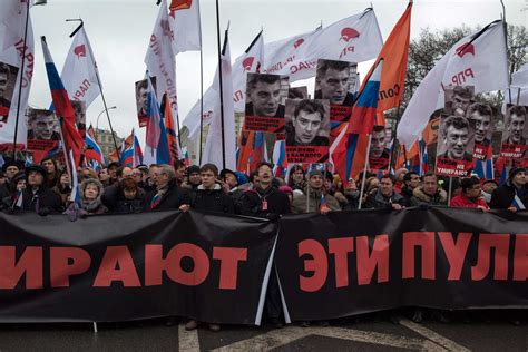 Russians Come Out In Masses To Mourn Boris Nemtsov | Time