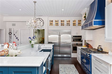 75 Kitchen With Blue Cabinets And Colored Appliances Ideas You Ll Love ...