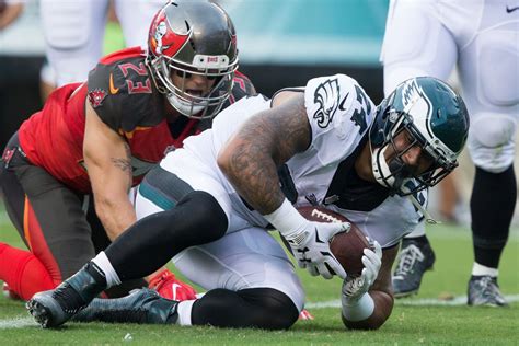 Eagles vs. Buccaneers 2016: Second quarter score updates - Bleeding ...