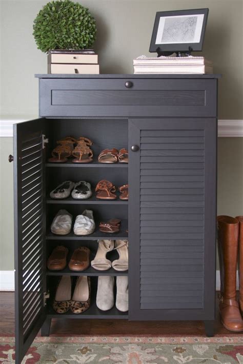 60 Simple But Smart Living Room Storage Ideas - DigsDigs