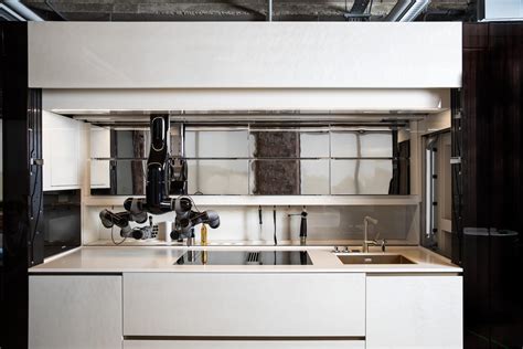 $340,000 Moley robotic kitchen is ready to make you dinner