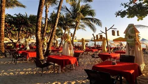 Red Coconut Beach Hotel - Best Choice For Boracay's Nightlife