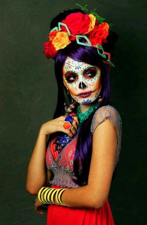 Pin de Marie en Dia De Los Muertos | Maquillaje de muerto, Maquillaje día de los muertos ...