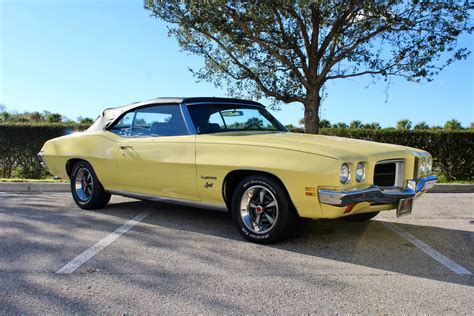 1972 Pontiac Lemans Sport | American Muscle CarZ