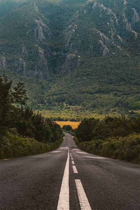 Wide road towards mountain during daytime, HD phone wallpaper | Peakpx