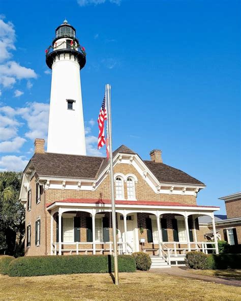 St. Simons Island Lighthouse Museum | Lighthouse Vacations