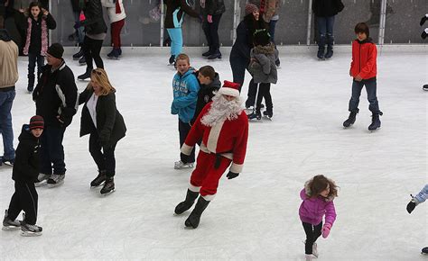 Free Ice Skating Returns To Downtown Denver! - KOSI 101