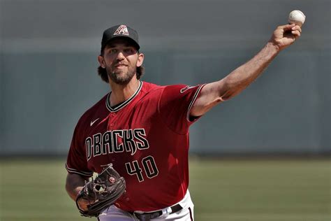 Madison Bumgarner’s rodeo hobby gets a thumbs-down from experts