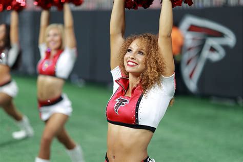 NFL Preseason Week 2 – The Atlanta Falcons Cheerleaders – Ultimate Cheerleaders