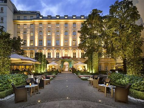 Hilton Prague Old Town ($̶3̶5̶5̶) $146 - UPDATED 2017 Prices & Hotel ...