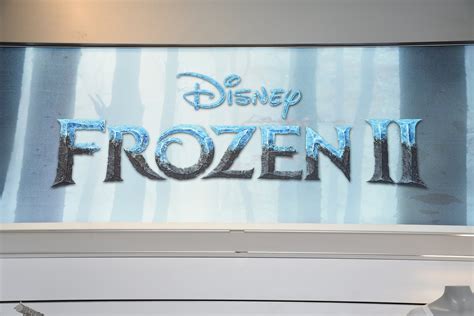 Is 'Frozen 2' Better Than the Original Disney Movie? Here's What Fans ...