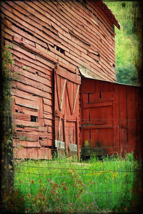 Red Barn Door | The Doors to the Red Barn - Digital Photograph | Last ...