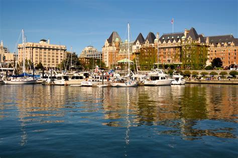 Victoria City Orientation Walking Tour, Victoria, Canada