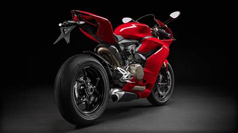 Ducati 1299 Panigale Price 2023 | Mileage, Specs, Images of 1299 Panigale - carandbike