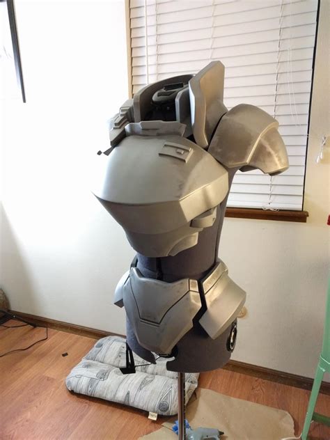 Incredible 3D Printed Cosplay Took One Month, 11 Printers and 1700 Print Hours - 3DPrint.com ...