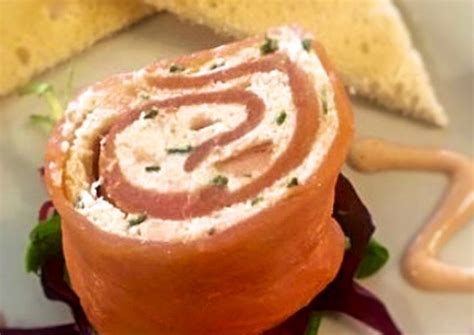 Smoked Salmon Roulade Recipe by Emilys Home Cooked Kitchen - Cookpad