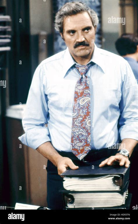 BARNEY MILLER, Hal Linden, 1975-82 Stock Photo - Alamy