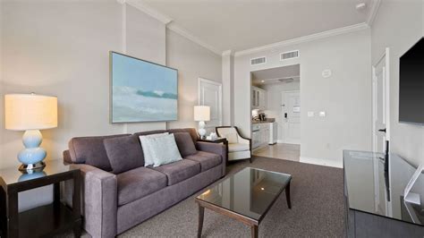 1 Bedroom Partial Ocean View Suite | Marco Beach Ocean Suites Florida ...