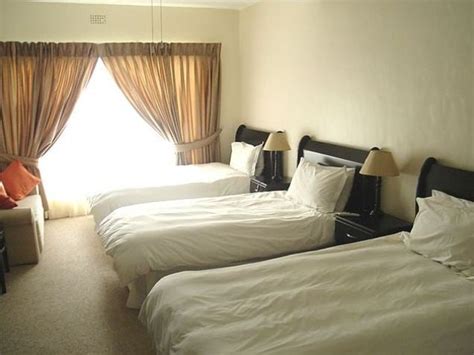 Suburban Lodge | Get the Best Accommodation Deal - Book Self-Catering ...