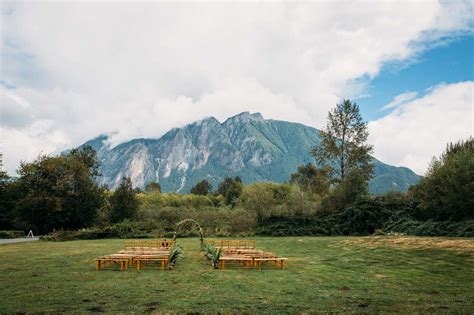 1 Meadowbrook Farms wedding venue - Port Angeles Wedding Photographer | M.Krueger Photography