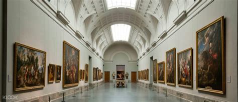 Royal Palace of Madrid & Prado Museum Guided Day Tour