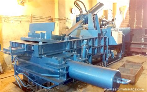 steel scrap baling press machine is used for pressing scrap generated from all automobile industry