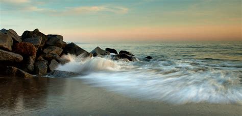 Malibu Waves | Shot of the waves crashing on the shore of a … | Flickr