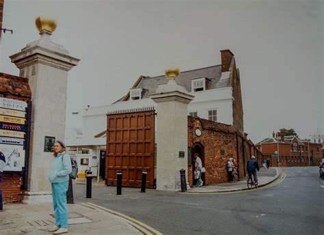 Remember how Portsmouth Historic Dockyard used to look?