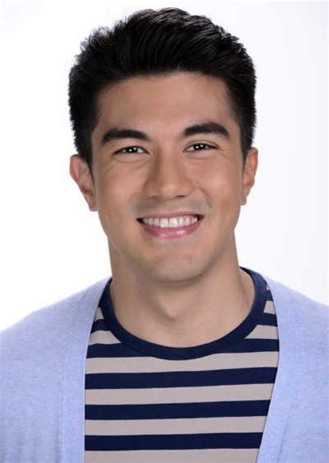 luis manzano | NewsFeed