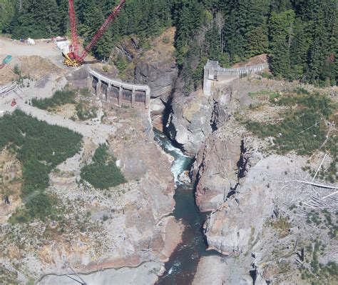 Restoration Resource Center USA: Washington: Elwha Dam Removal and River Restoration