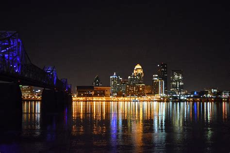 Louisville Night Skyline Photograph by FineArtRoyal Joshua Mimbs - Fine Art America