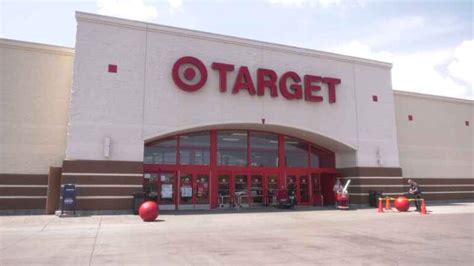 Duluth Target to expand grocery line, add adult beverages - WDIO.com