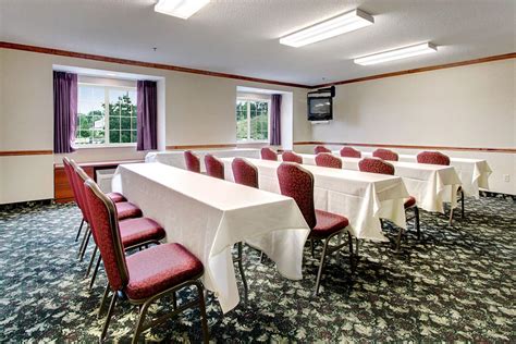 Microtel Inn & Suites by Wyndham Bridgeport | Bridgeport, WV Hotels