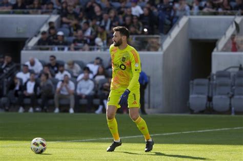 Hugo Lloris makes 7 saves and wins MLS debut in Los Angeles FC's 2-1 ...