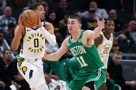 Indiana Pacers All-Star point guard Tyrese Haliburton carried off floor ...