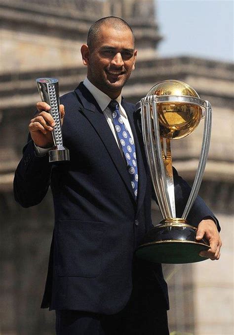 Dhoni Bald: New Look for Dhoni in Bald Photos and Pictures