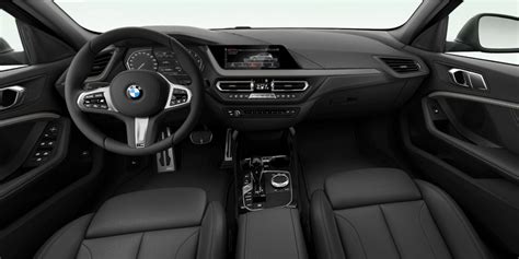 BMW 1 Series Interior & Infotainment | carwow