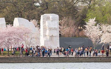 Visit the Inspiring MLK Memorial - Washington Plaza Hotel