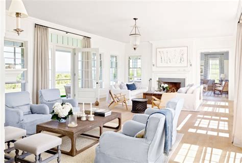 8 Chic Nantucket Nautical Home Decor Must-Haves | Kathy Kuo Blog | Kathy Kuo Home