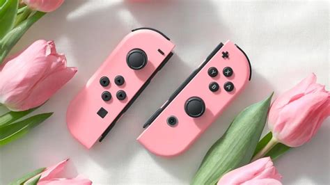 Princess Peach: Showtime Cowgirl and Ninja Costumes, Pink Joy-Cons ...