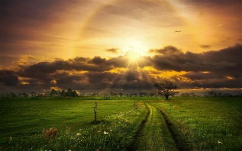 Sun Rays Through Clouds Wallpapers - Wallpaper Cave