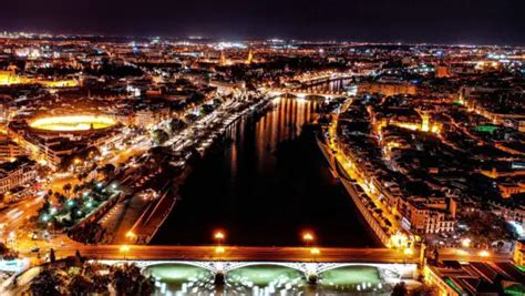 NIGHTLIFE IN SPAIN - A TOTAL GUIDE TO PARTYING AND FUN