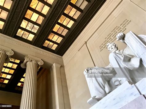 Lincoln Memorial Statue High-Res Stock Photo - Getty Images