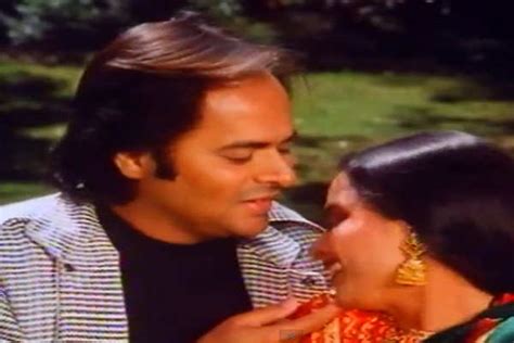 Phool Gulab Ka - Top 10 Farooq Sheikh songs | The Times of India