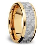 Beveled Silver Carbon Fiber Inlay Men's Wedding Ring in 14K Yellow Gold (8mm)