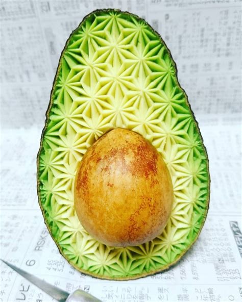 Intricate Fruit & Vegetable Carvings by Japanese Artist Gaku – AesthesiaMag