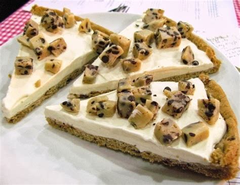 Cooking Pinterest: Cookie Dough Ice Cream Pizza Recipe